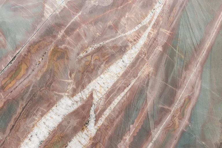 Meridian Quartzite – Volupia Maestro